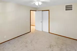 9020 Blaisdell Ave S, Bloomington, MN 55420 - Photo 17