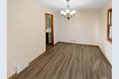 9020 Blaisdell Avenue S, Bloomington, MN 55420 - Photo 9