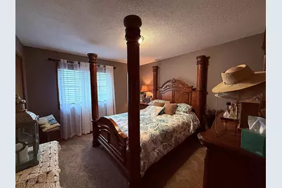 1402 William Avenue, Montevideo, MN 56265 - Photo 27