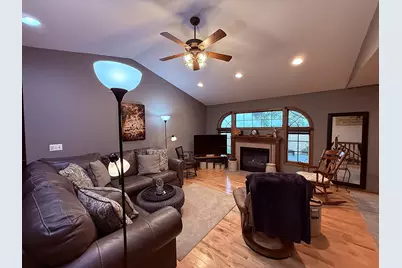 1402 William Avenue, Montevideo, MN 56265 - Photo 7