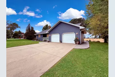 1402 William Avenue, Montevideo, MN 56265 - Photo 71