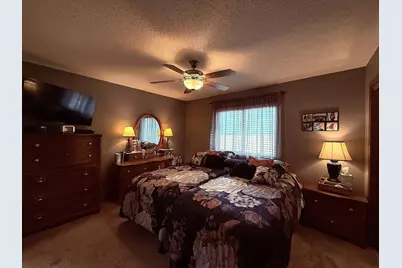 1402 William Avenue, Montevideo, MN 56265 - Photo 33