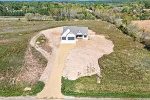 296 Vly Ests Ct, Hudson, WI 54016 - Photo 27