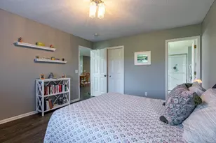 2429 Viola Heights Dr NE, Rochester, MN 55906 - Photo 13