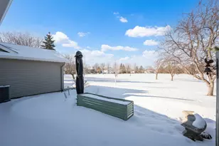 2429 Viola Heights Dr NE, Rochester, MN 55906 - Photo 31