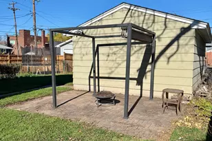 1559 Almond Ave, Saint Paul, MN 55108 - Photo 3