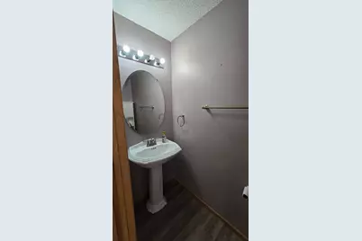 1339 Yorkshire Lane, Shakopee, MN 55379 - Photo 5