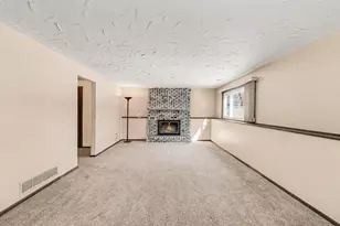 1195 Van Buren St S, Shakopee, MN 55379 - Photo 19