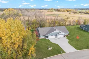 423 Old Glory Dr NE, Alexandria, MN 56308 - Photo 31