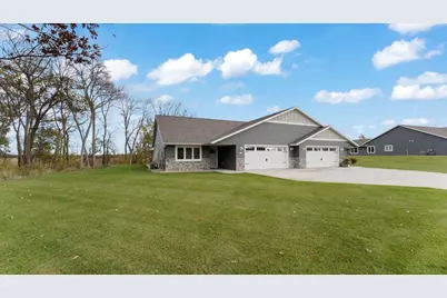 423 Old Glory Drive NE, Alexandria, MN 56308 - Photo 3