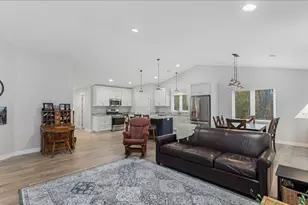 423 Old Glory Dr NE, Alexandria, MN 56308 - Photo 17