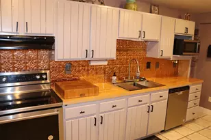 223 S Hill St, Fountain City, WI 54629 - Photo 33