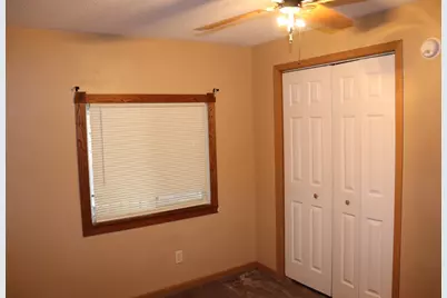 223 S Hill Street, Fountain City, WI 54629 - Photo 21