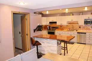 223 S Hill St, Fountain City, WI 54629 - Photo 39