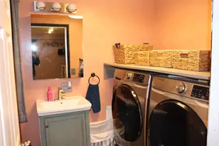 223 S Hill St, Fountain City, WI 54629 - Photo 31