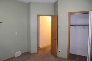 223 S Hill St, Fountain City, WI 54629 - Photo 19