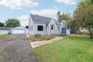 698 Larpenteur Ave W, Saint Paul, MN 55113 - Photo 3