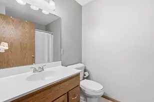 221 Arch St, Hudson, WI 54016 - Photo 13