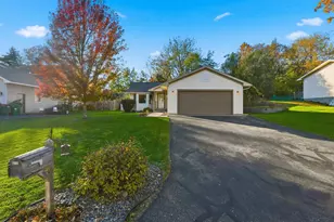 221 Arch St, Hudson, WI 54016 - Photo 5