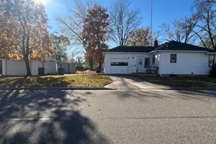 152 33rd Ave N, Saint Cloud, MN 56303 - Photo 1