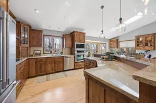 11020 181st St W, Lakeville, MN 55044 - Photo 9