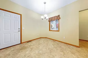 555 Cannon Way, Dundas, MN 55019 - Photo 9