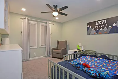 1560 Rhode Island Avenue N, Golden Valley, MN 55427 - Photo 19