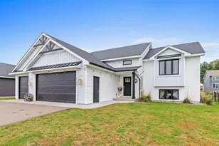 3186 Kingston St, River Falls, WI 54022 - Photo 1