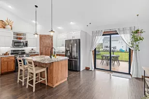 3186 Kingston St, River Falls, WI 54022 - Photo 5