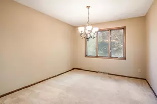 7585 Lanewood Ln N, Maple Grove, MN 55311 - Photo 9