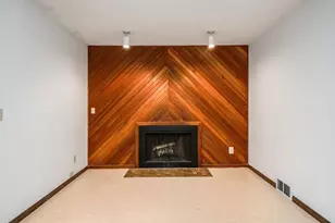 7585 Lanewood Ln N, Maple Grove, MN 55311 - Photo 15