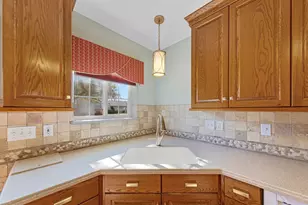 1427 Carriage Cir, Faribault, MN 55021 - Photo 17