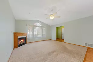 1427 Carriage Cir, Faribault, MN 55021 - Photo 11