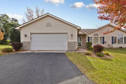 1427 Carriage Circle, Faribault, MN 55021 - Photo 3