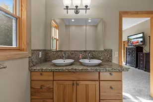 2324 99th St E, Inver Grove Heights, MN 55077 - Photo 23