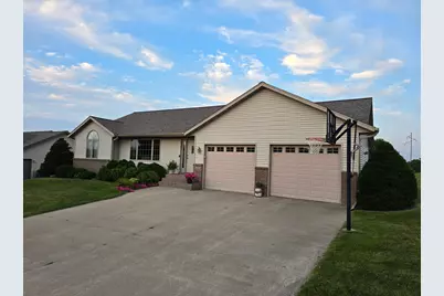 404 Crestview Court, Goodhue, MN 55027 - Photo 1