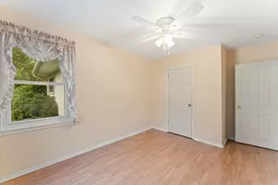 1740 English St, Maplewood, MN 55109 - Photo 7