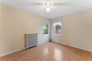 1740 English St, Maplewood, MN 55109 - Photo 9