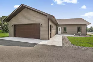 1000 10th Ave NE, Sauk Rapids, MN 56379 - Photo 3
