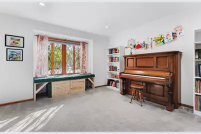 2129 E Heights Lane NE, Rochester, MN 55906 - Photo 13