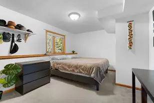 2129 E Heights Ln NE, Rochester, MN 55906 - Photo 33