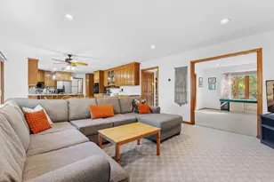 2129 E Heights Ln NE, Rochester, MN 55906 - Photo 11