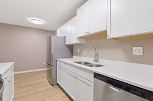 3431 Kent St, Shoreview, MN 55126 - Photo 3