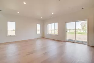 2304 37th Ave S, Moorhead, MN 56560 - Photo 5
