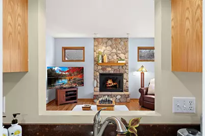 909 New Century Boulevard S, Maplewood, MN 55119 - Photo 17