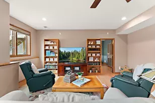 909 New Century Blvd S, Maplewood, MN 55119 - Photo 49