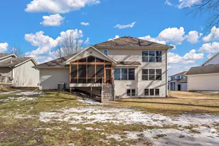 909 New Century Blvd S, Maplewood, MN 55119 - Photo 61