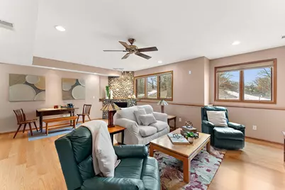 909 New Century Boulevard S, Maplewood, MN 55119 - Photo 55