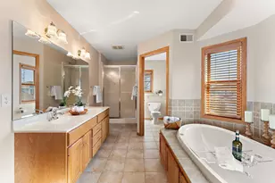 909 New Century Blvd S, Maplewood, MN 55119 - Photo 33