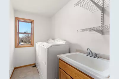 909 New Century Boulevard S, Maplewood, MN 55119 - Photo 47